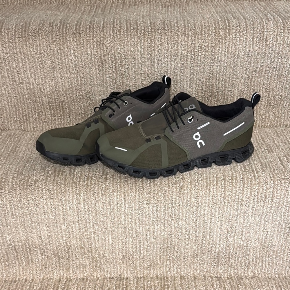 On Running Cloud 6 Women's Olive Running Shoes WATERPROOF